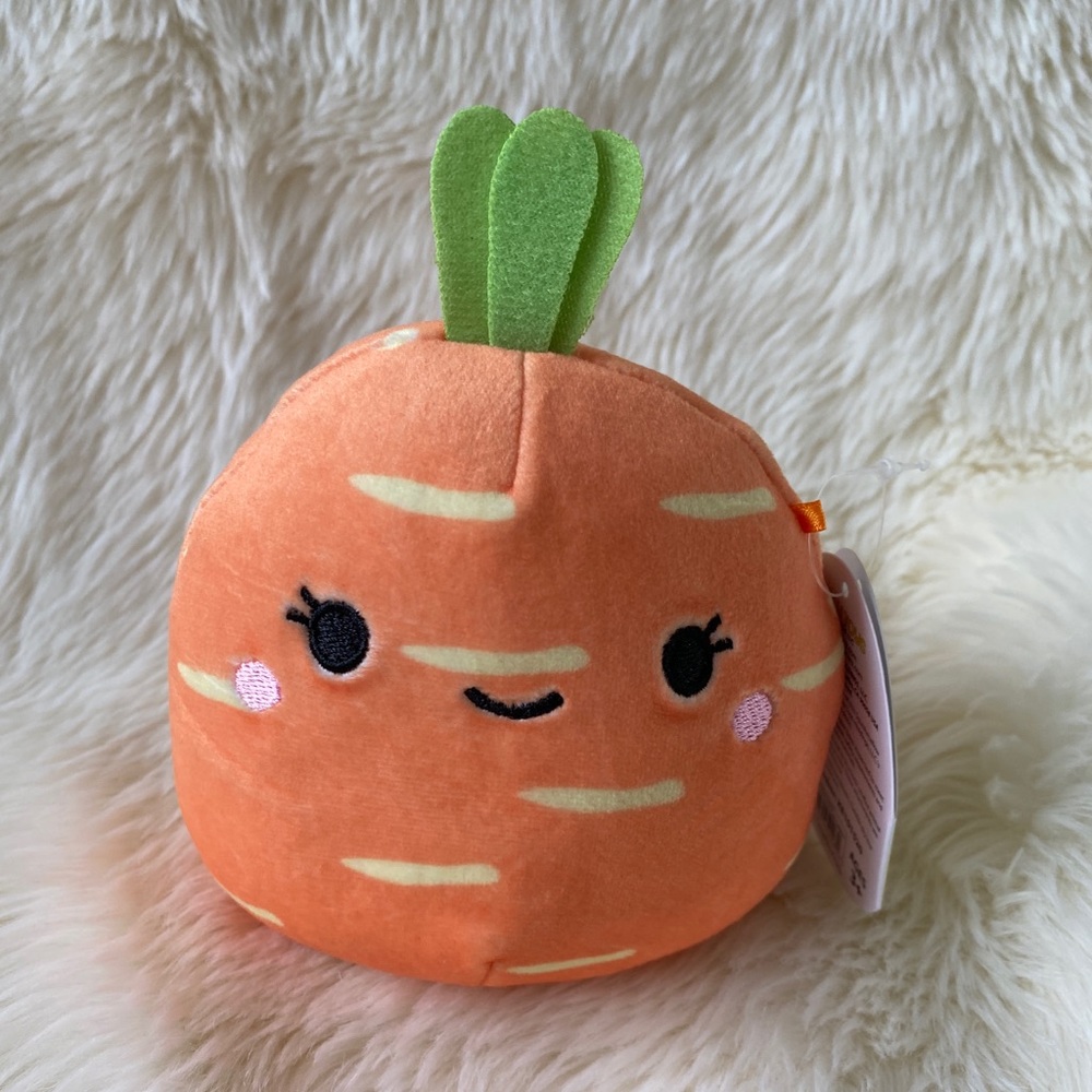 NWT Squishmallow 4.5” Caroleena the Carrot